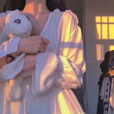 新版：我爸资助的贫困生都是大佬