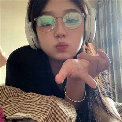 清冷月光坠我心